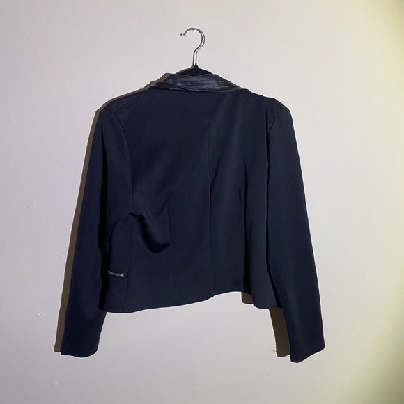 Jacket - Picture 3 of 3